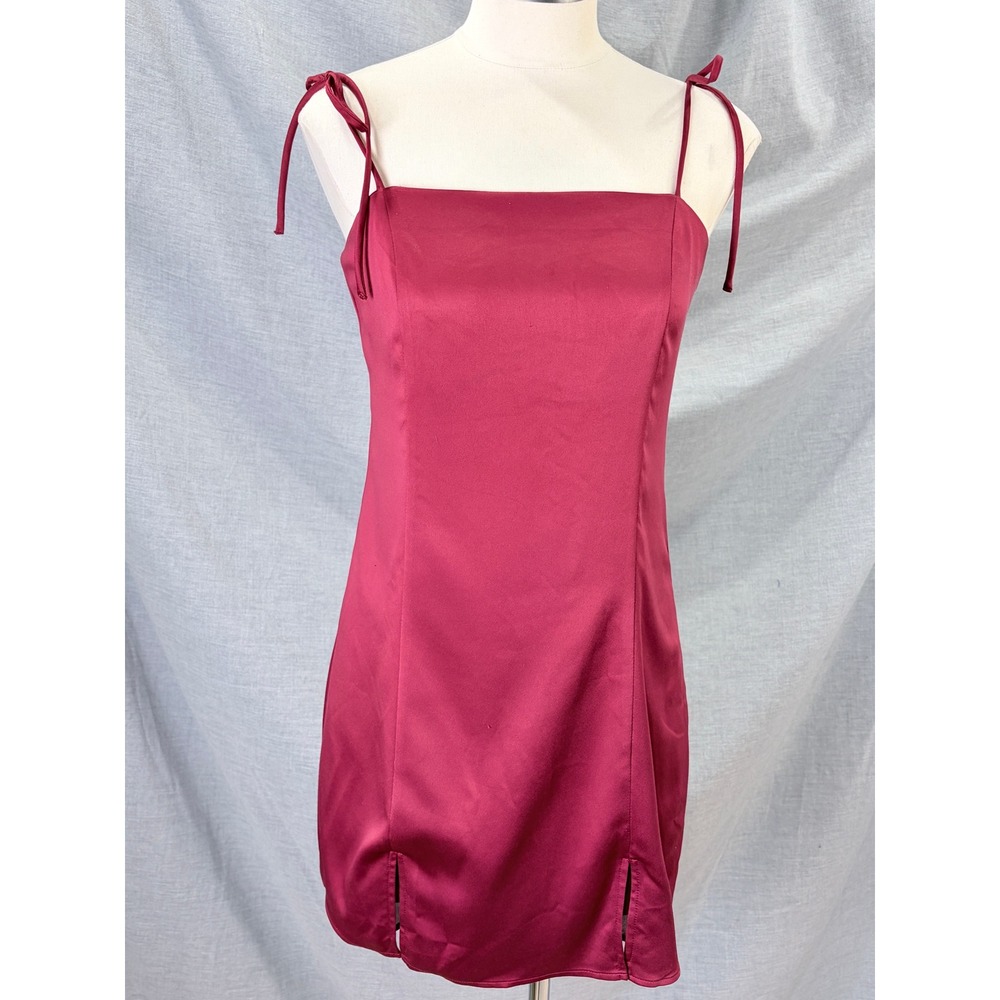 Privacy Please Satin Tie Strap Mini Dress Square Neck Wine‎ Red Cocktail Party
